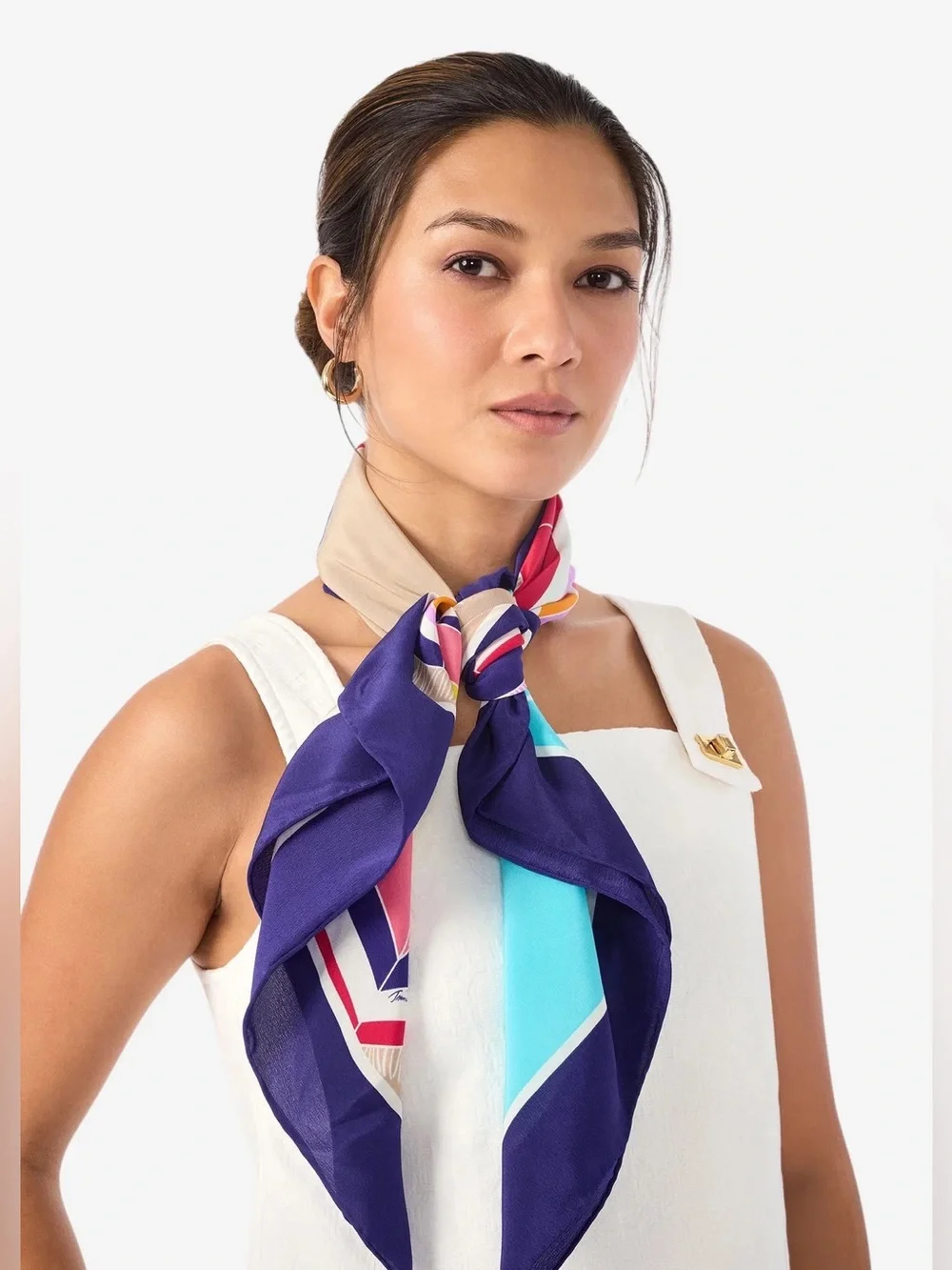 Trina Turk Multicolor Beach Umbrella Scarf with Navy Border